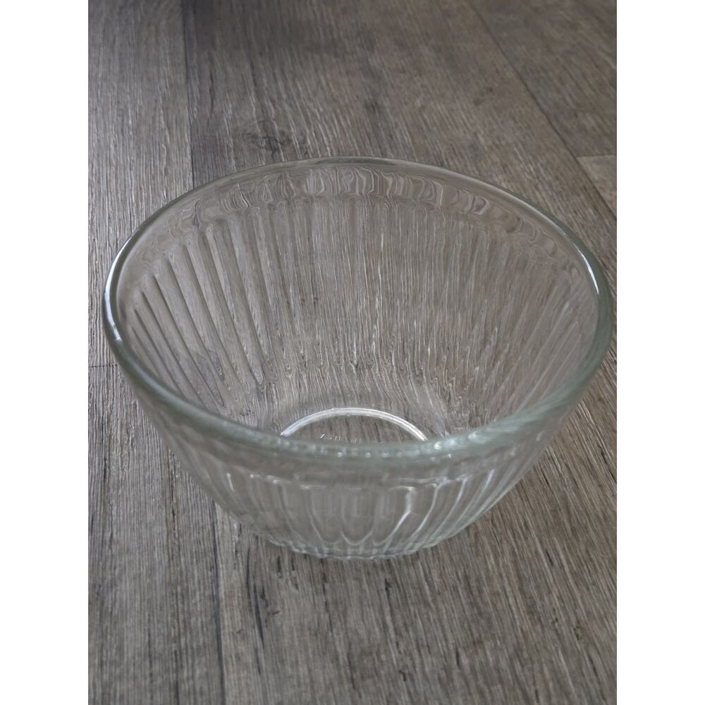 PYREX VTG Glass 7401-S Clear Small Mixing Bowl Ribbed 3 cups Kitchen Glassware